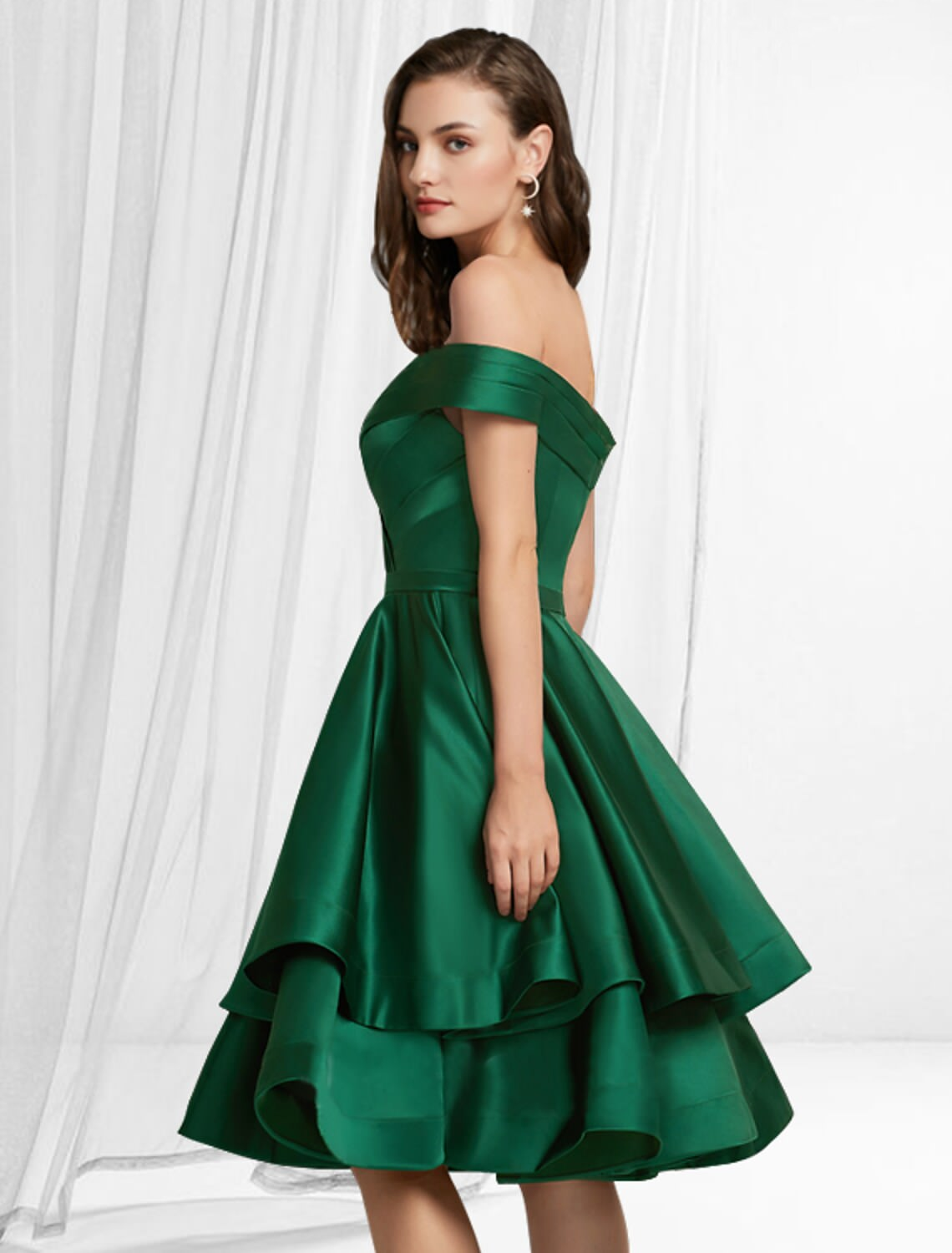 Luolandi A-Line Empire Minimalist Party Wear Cocktail Party Dress Off Shoulder Sleeveless Knee Length Satin